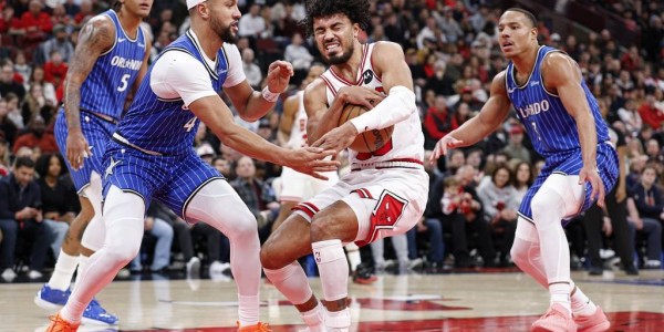 班凯罗31+6+6布泽利斯21+9+7 公牛击退魔术