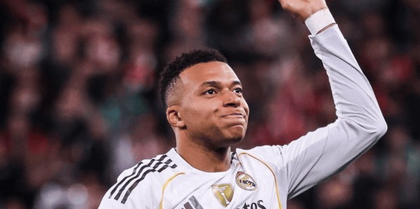 一场3-0让西甲争冠格局大乱，前2只差1分，姆巴佩追平C罗神纪录