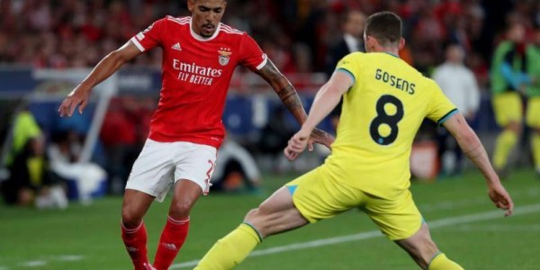 63岁穆里尼奥最近因为踢飞皮球被停赛了，但他带的本菲卡在葡超还没输过，这老头到底有多特别？